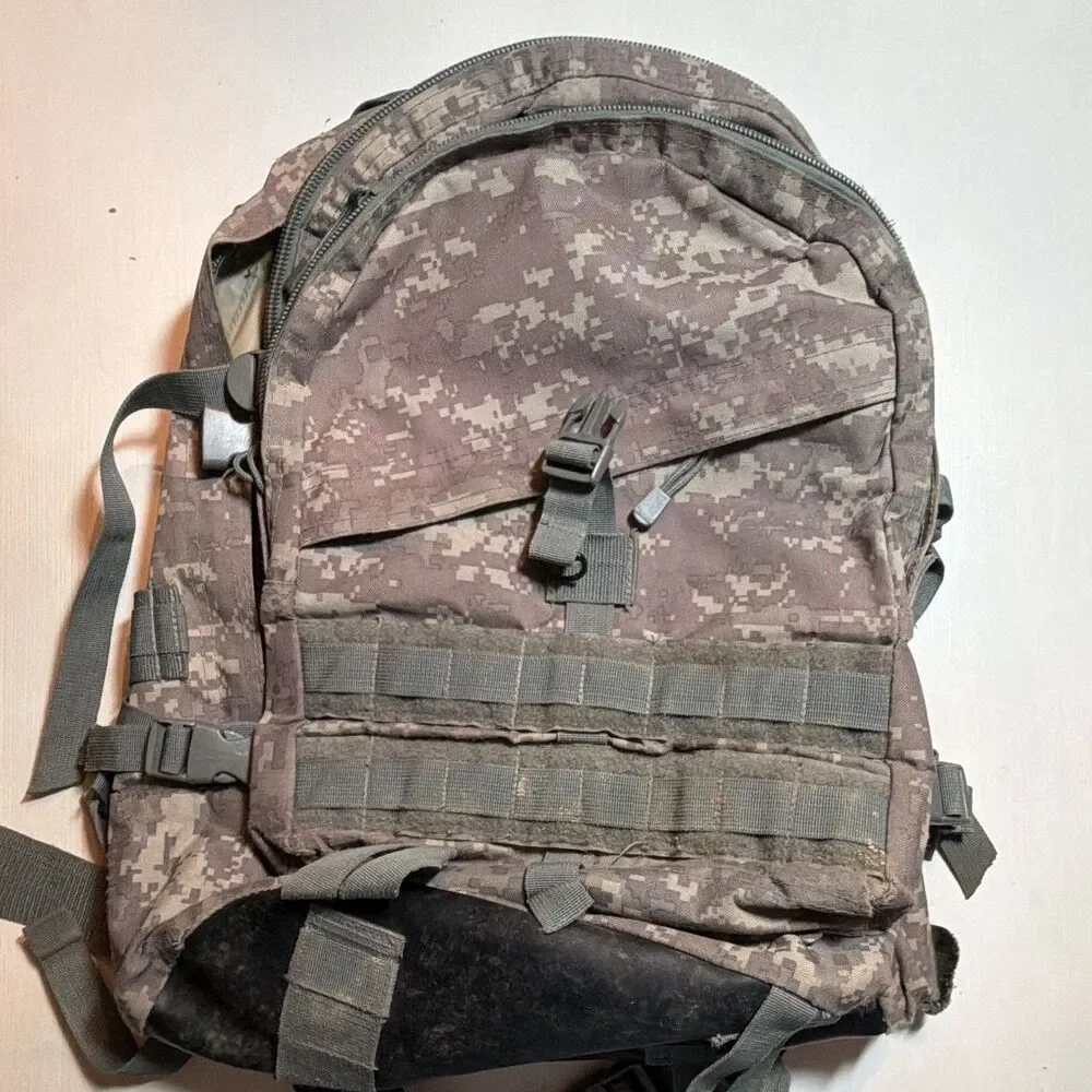 Digital Camo MOLLE Tactical Backpack Nylon Gray/Beige Zip Buckle Padded Straps
